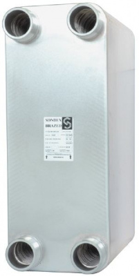 <h2>Комплект поставки&nbsp;Теплообменник пластинчатый паяный Sondex SL140 / SLS140</h2>
<p>
	 В комплект поставки теплообменного аппарата Sondex SL140 / SLS140 входит:
</p>
<ul>
	<li>Теплообменник, в собранном виде</li>
	<li>Паспорт</li>
	<li>Руководство по эксплуатации</li>
	<li>Шильд</li>
</ul>
<h2>Стоимость пластинчатого теплообменника Sondex SL140 / SLS140</h2>
<p>
	 Цена на теплообменный аппарат Sondex SL78 / SLS78 рассчитывается&nbsp;индивидуально для конкретного объекта&nbsp;и зависит от конструктивных особенностей теплообменника (типоразмер рамы, материал пластин и уплотнений) и параметров системы:
</p>
<ul>
	<li>Рабочее давление&nbsp;- влияет на толщину пластин и прижимных плит.</li>
	<li>Температурные графики&nbsp;- влияют на материал уплотнений, размер теплообменника (кол-во пластин).</li>
	<li>Тип среды&nbsp;- влияет на материал и толщину пластин, материал уплотнений.</li>
	<li>Потери давления&nbsp;- чем ниже потери, тем выше стоимость за счет больших габаритов пто.</li>
	<li>Запас поверхности на загрязнение&nbsp;- чем больше запас, тем дороже теплообменник, но и больше срок работы теплообменника без обслуживания.</li>
</ul>
 <br>